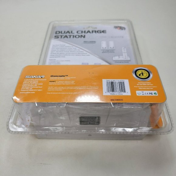 iConcepts Dual Charging Station for Nintendo Wii Remotes NEW SEALED White - Picture 3 of 4